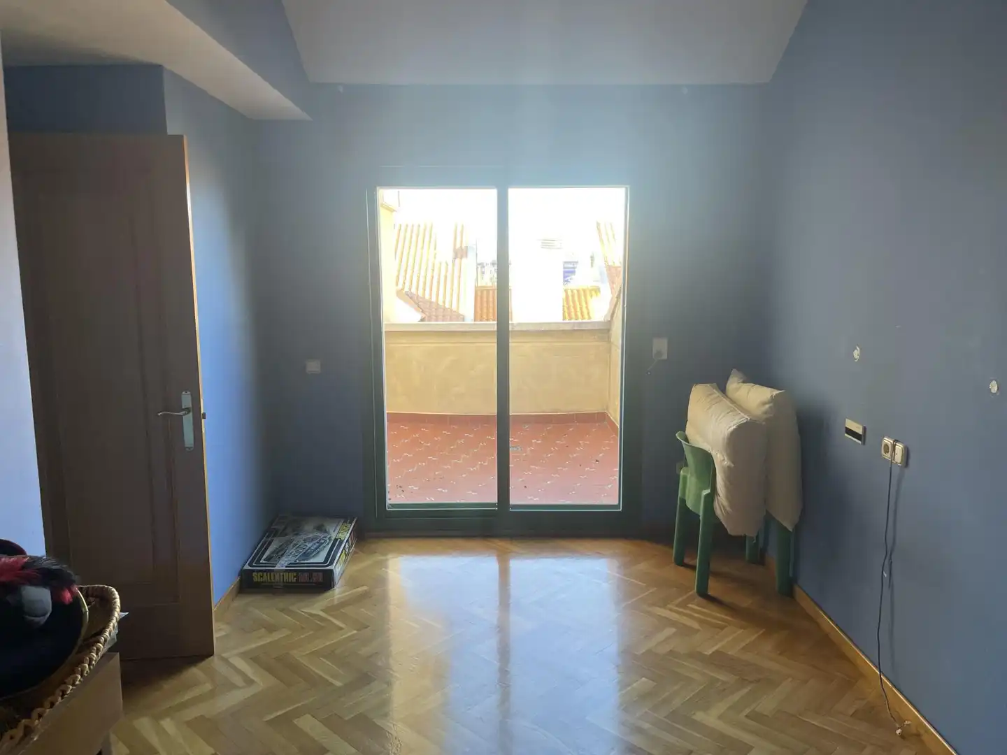 Dormitori de Casa o xalet en venda en Valladolid amb Calefacció, Jardí privat i Parquet