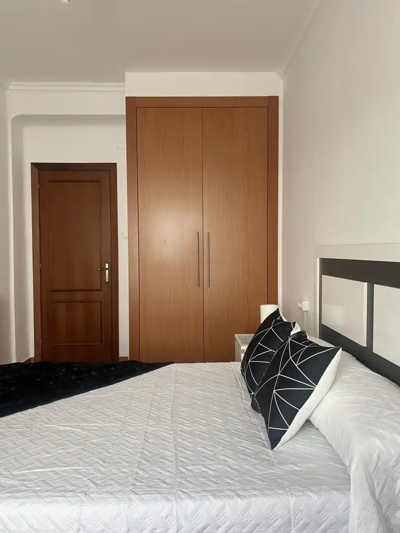 Flat for rent in Estrada de Castela, 64, Zona Ultramar Bedroom of Flat for rent in Ferrol with Heating, Parquet flooring and Furnished