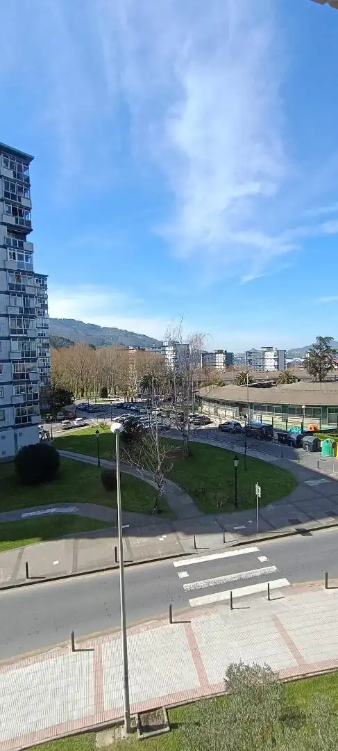 Exterior view of Flat for sale in Barakaldo   with Balcony