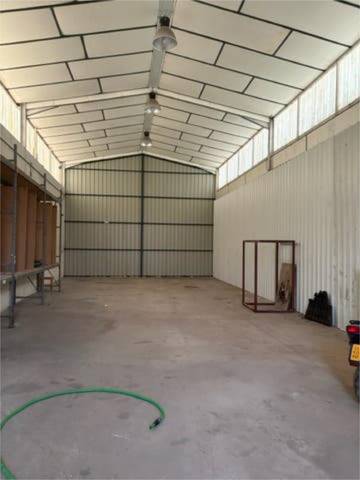 Nave industrial en Alquiler en Calvarrasa de Abajo