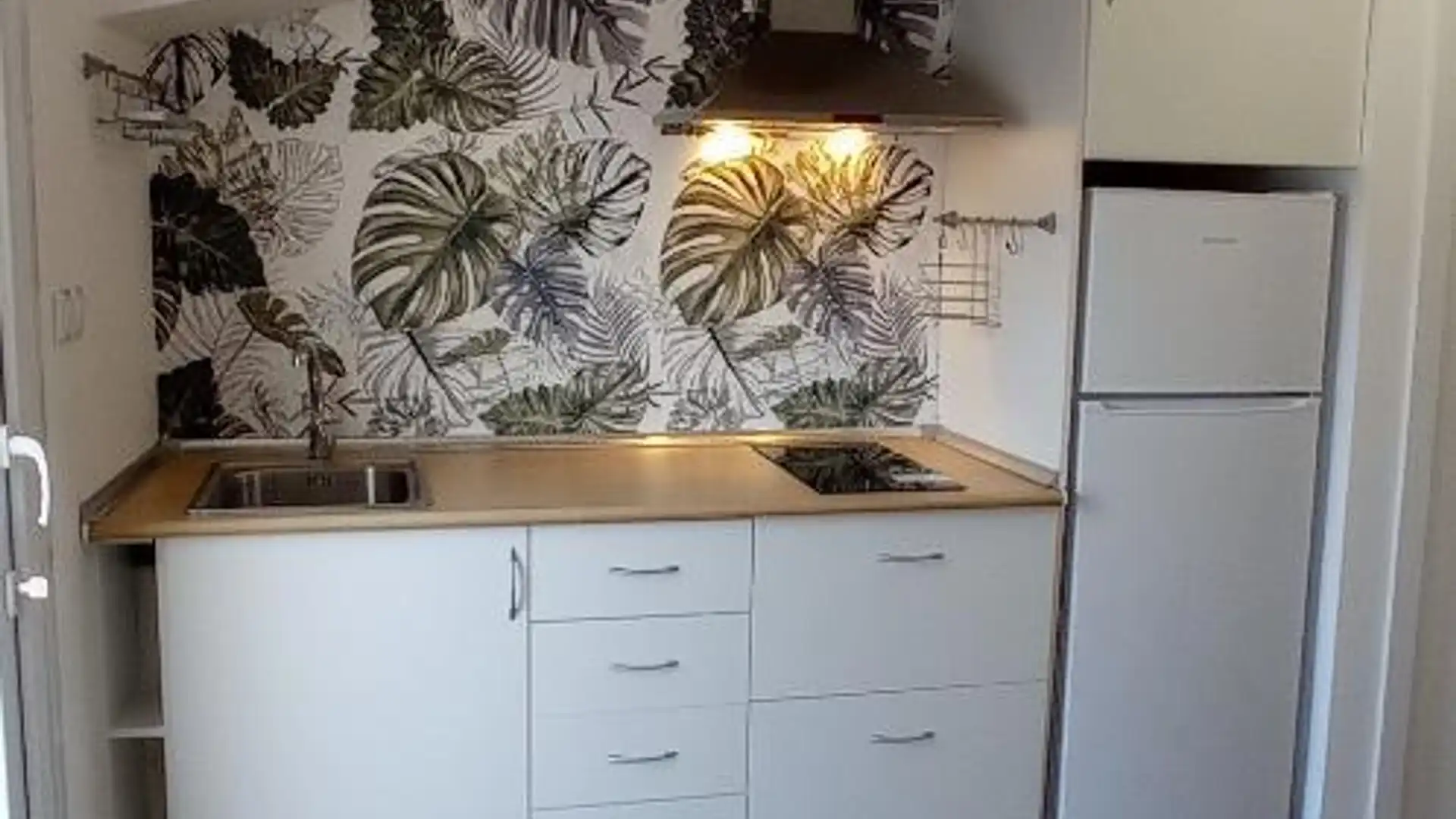 Cuina de Apartament de lloguer en Archidona amb Parquet, Terrassa i Traster