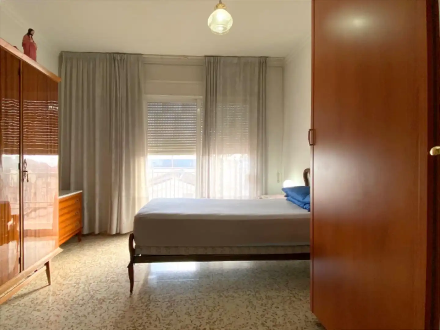 Finca rústica en venta en Calle Pintor Goya, 8, Huétor Vega Habitación de Finca rústica en venta en Huétor Vega con Calefacción, Jardín privado y Terraza