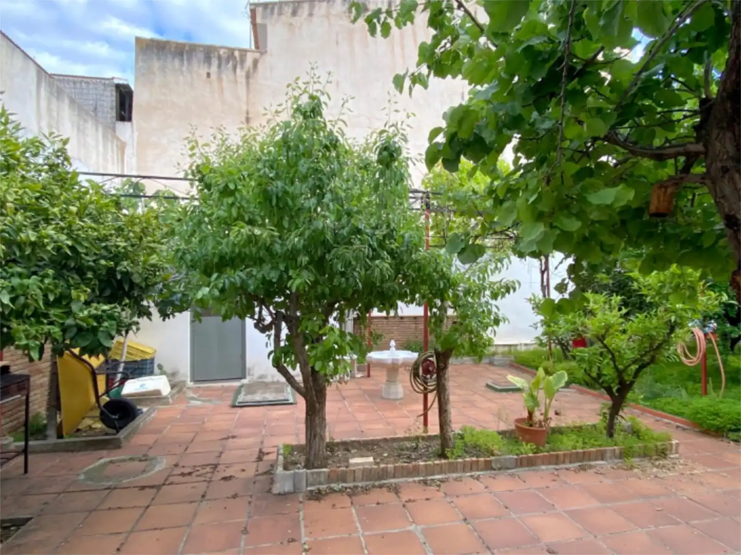 Finca rústica en venta en Calle Pintor Goya, 8, Huétor Vega Jardín de Finca rústica en venta en Huétor Vega con Calefacción, Jardín privado y Terraza