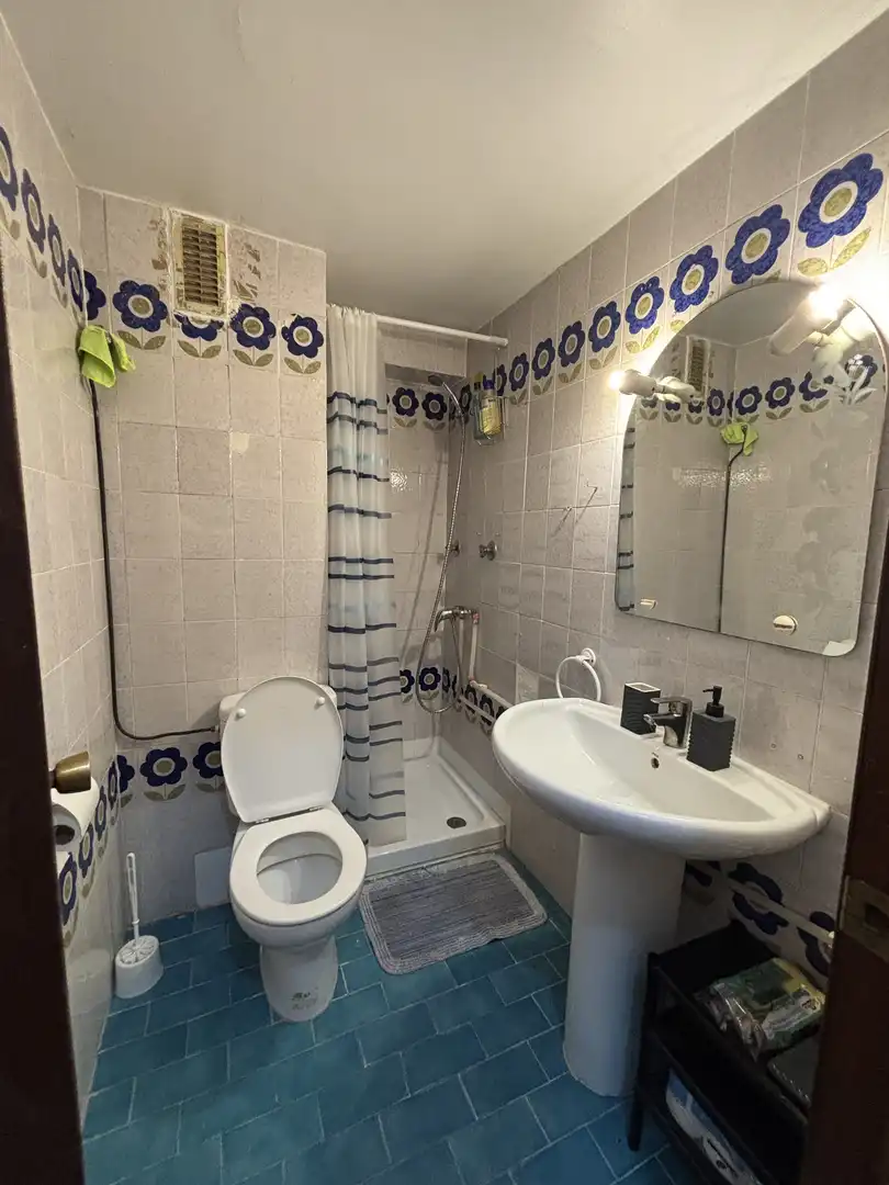 Badezimmer von Wohnung zur untervermieten in Valencia mit Klimaanlage, Heizung und Abstellraum