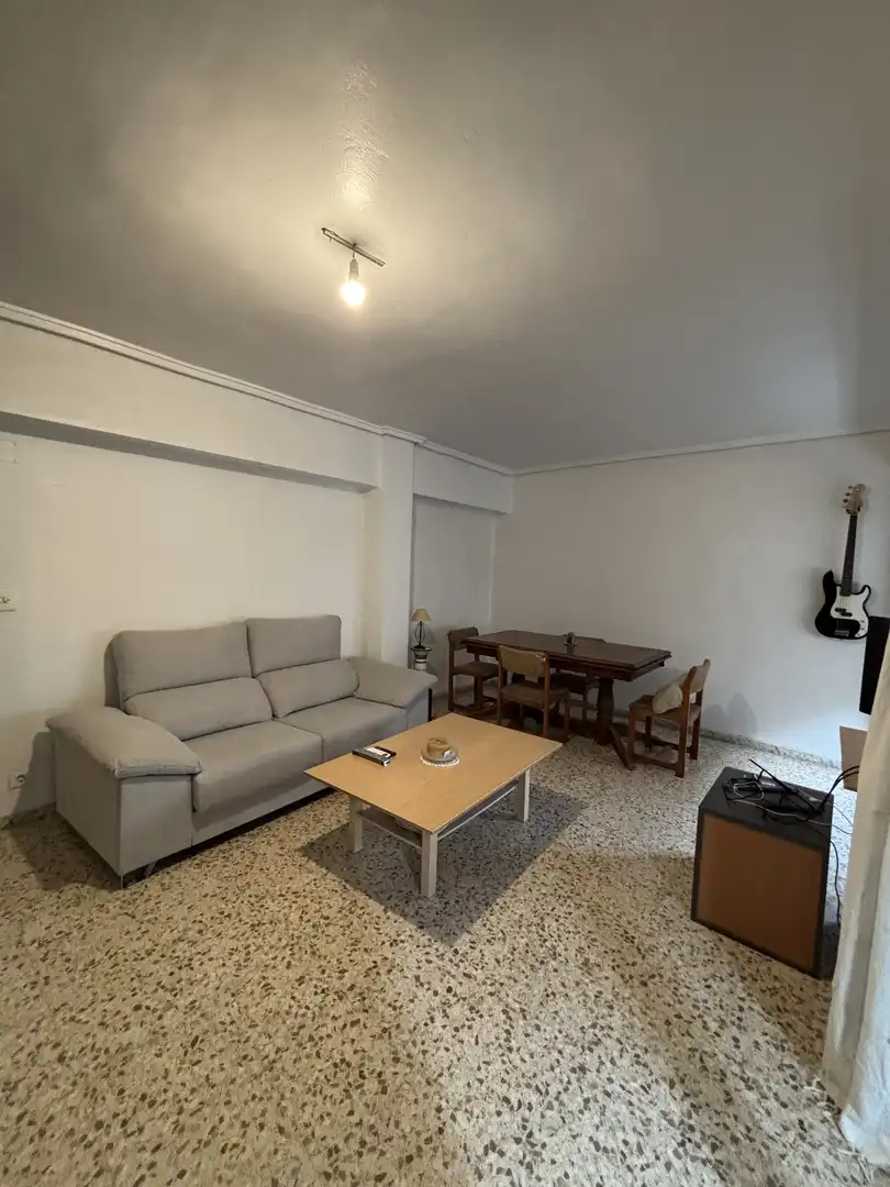 Wohnzimmer von Wohnung zur untervermieten in Valencia mit Klimaanlage, Heizung und Abstellraum