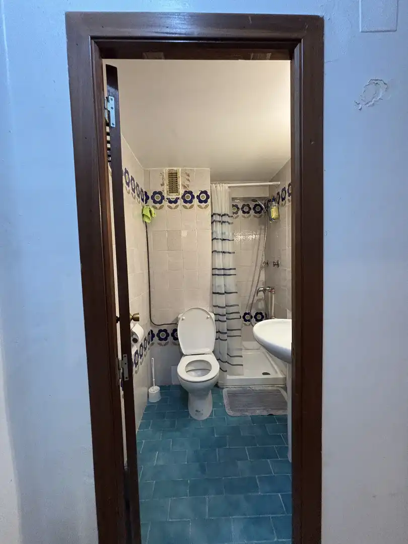 Badezimmer von Wohnung zur untervermieten in Valencia mit Klimaanlage, Heizung und Abstellraum