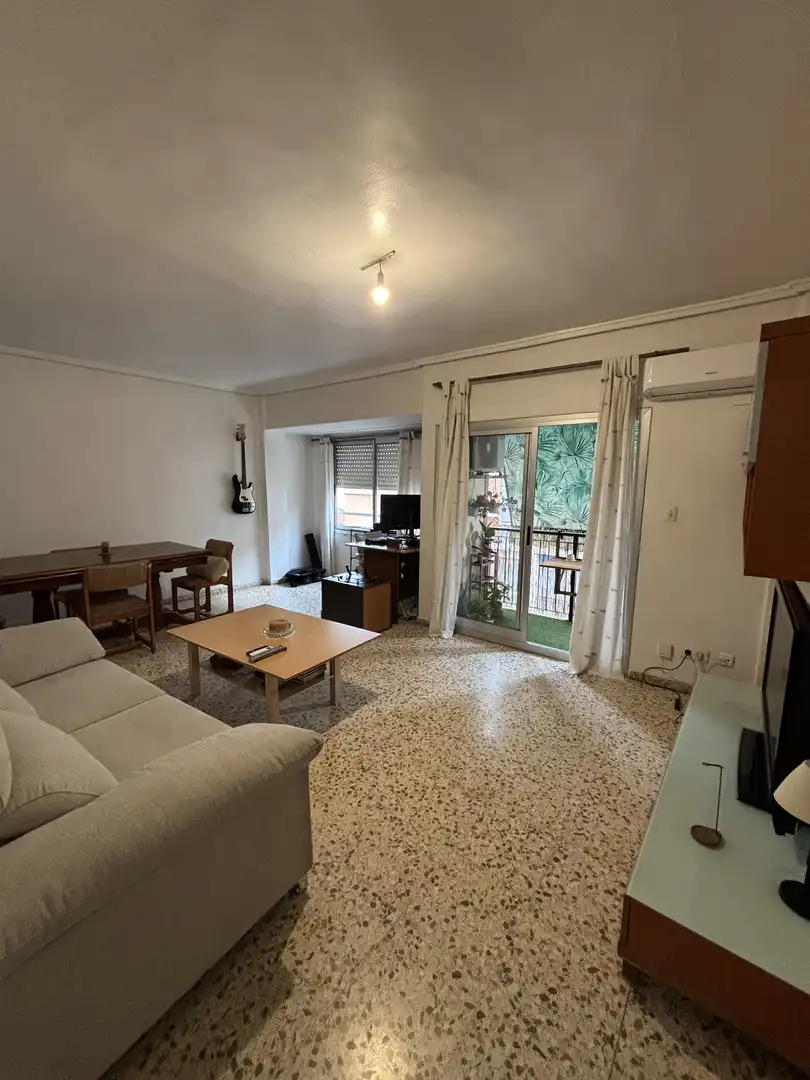 Wohnzimmer von Wohnung zur untervermieten in Valencia mit Klimaanlage, Heizung und Abstellraum
