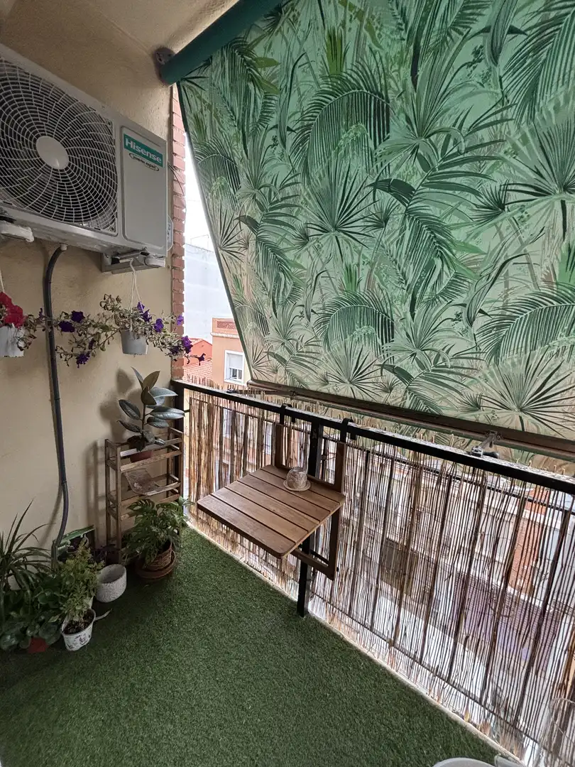 Terrasse von Wohnung zur untervermieten in Valencia mit Klimaanlage, Heizung und Abstellraum