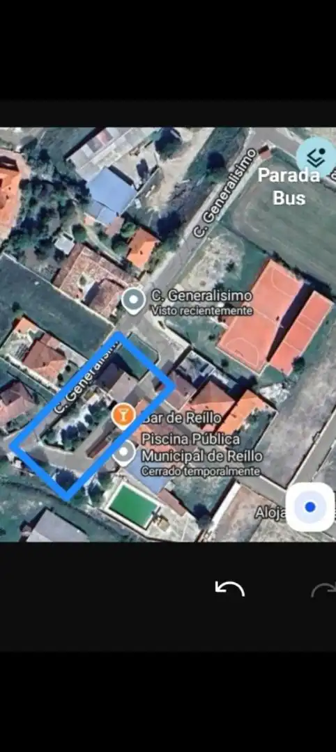 Parking of Houses for sale in Reíllo  with Furnished