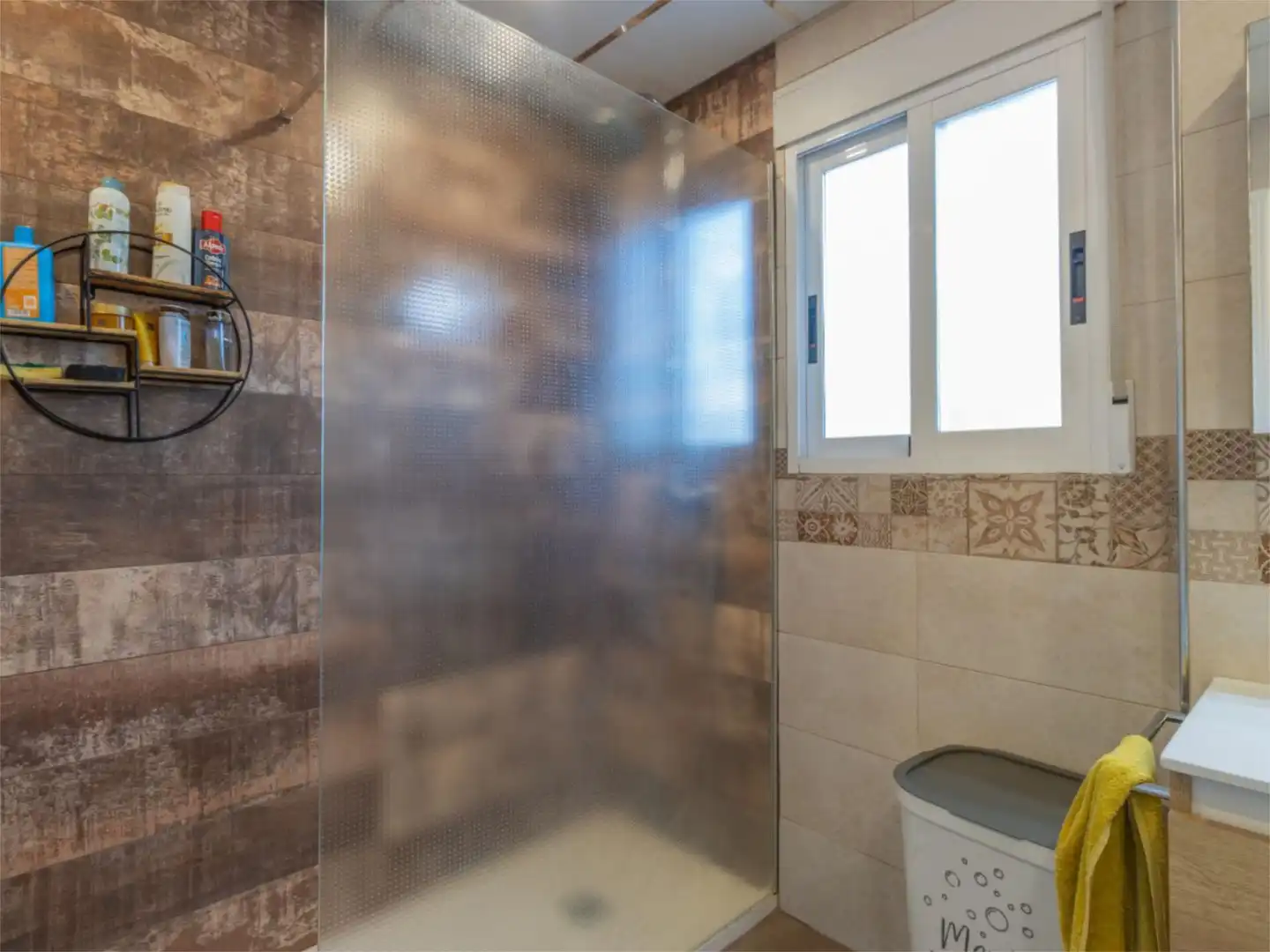 Casa o chalet en venta en Calle Independencia, 7, Alcantarilla Baño de Casa o chalet en venta en Alcantarilla con Aire acondicionado, Calefacción y Jardín privado