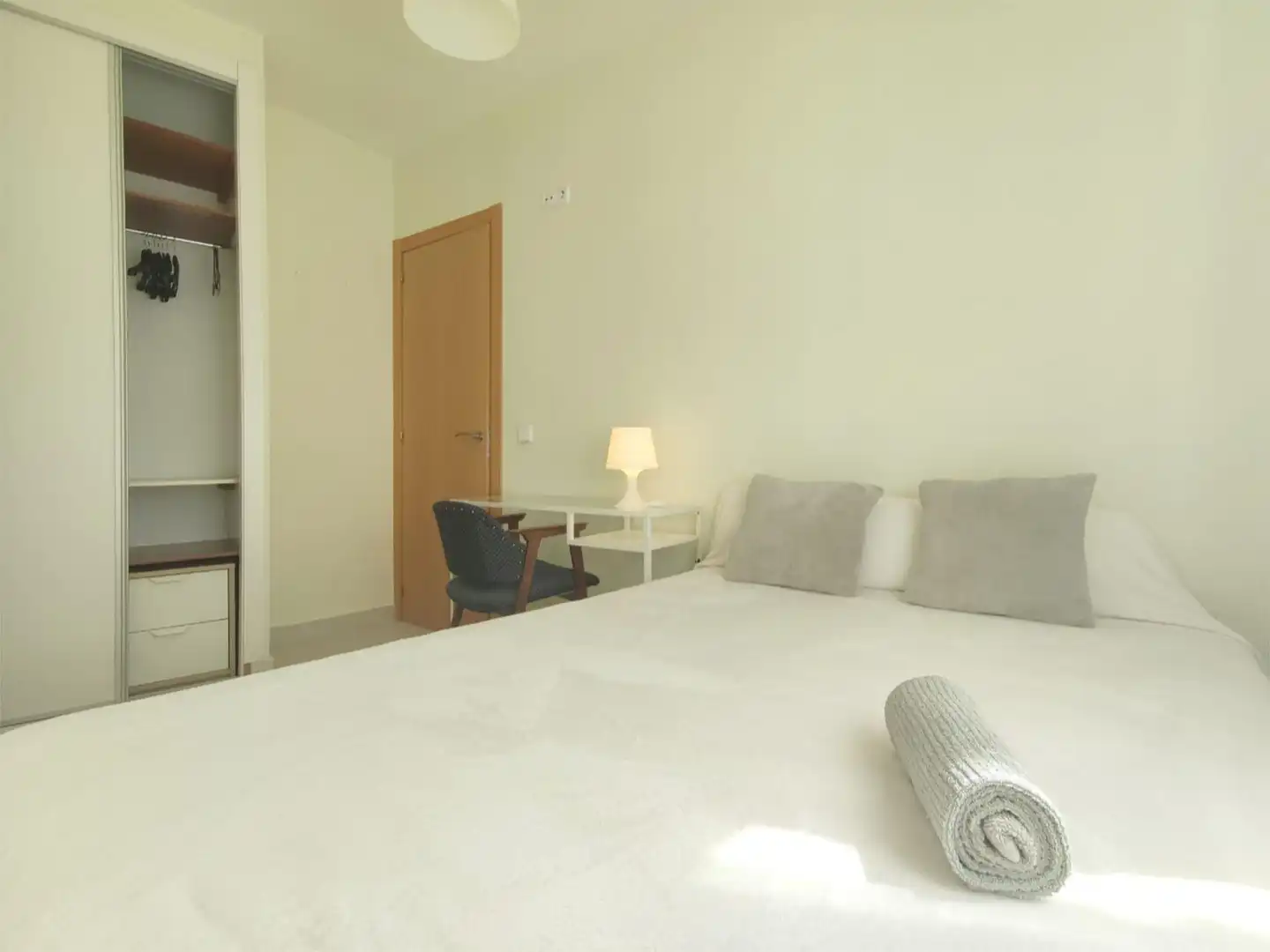 Habitación en Calle de Álvarez Abellán, 21, Puerta Bonita Habitación en Calle de Álvarez Abellán, 21, Puerta Bonita
