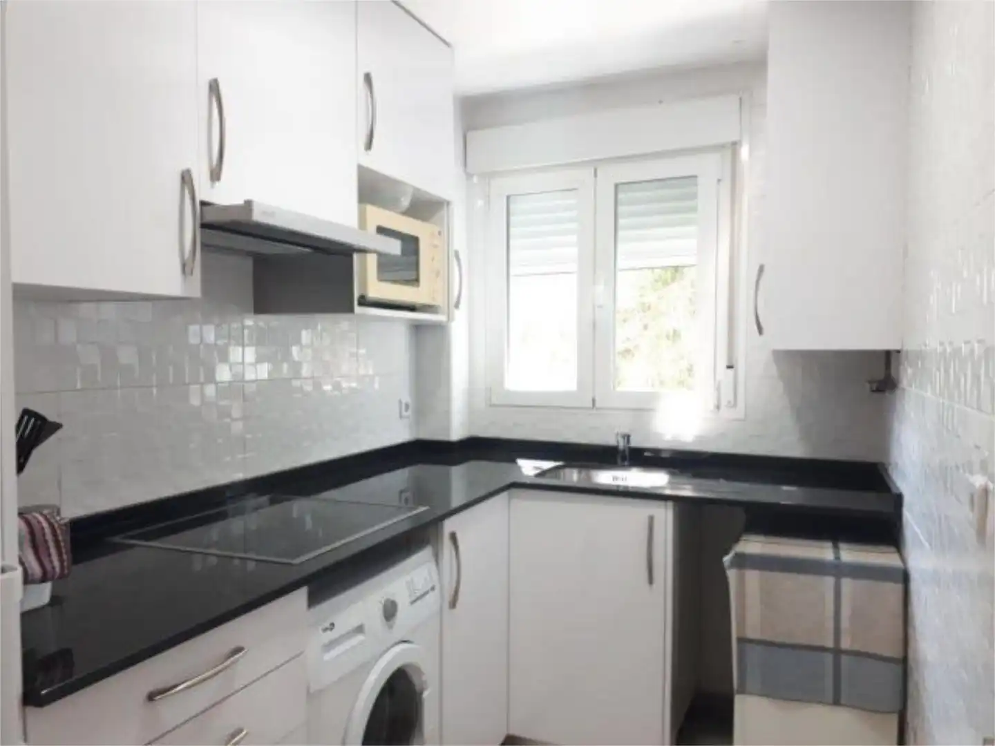 Habitación en Calle de Álvarez Abellán, 21, Puerta Bonita Habitación en Calle de Álvarez Abellán, 21, Puerta Bonita