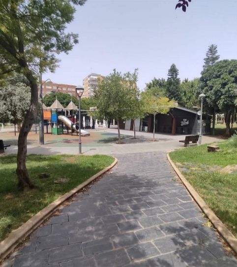 Foto 2 de Piso de alquiler en Avenida Reina Victoria Eugenia, 11, Alameda, Cartagena