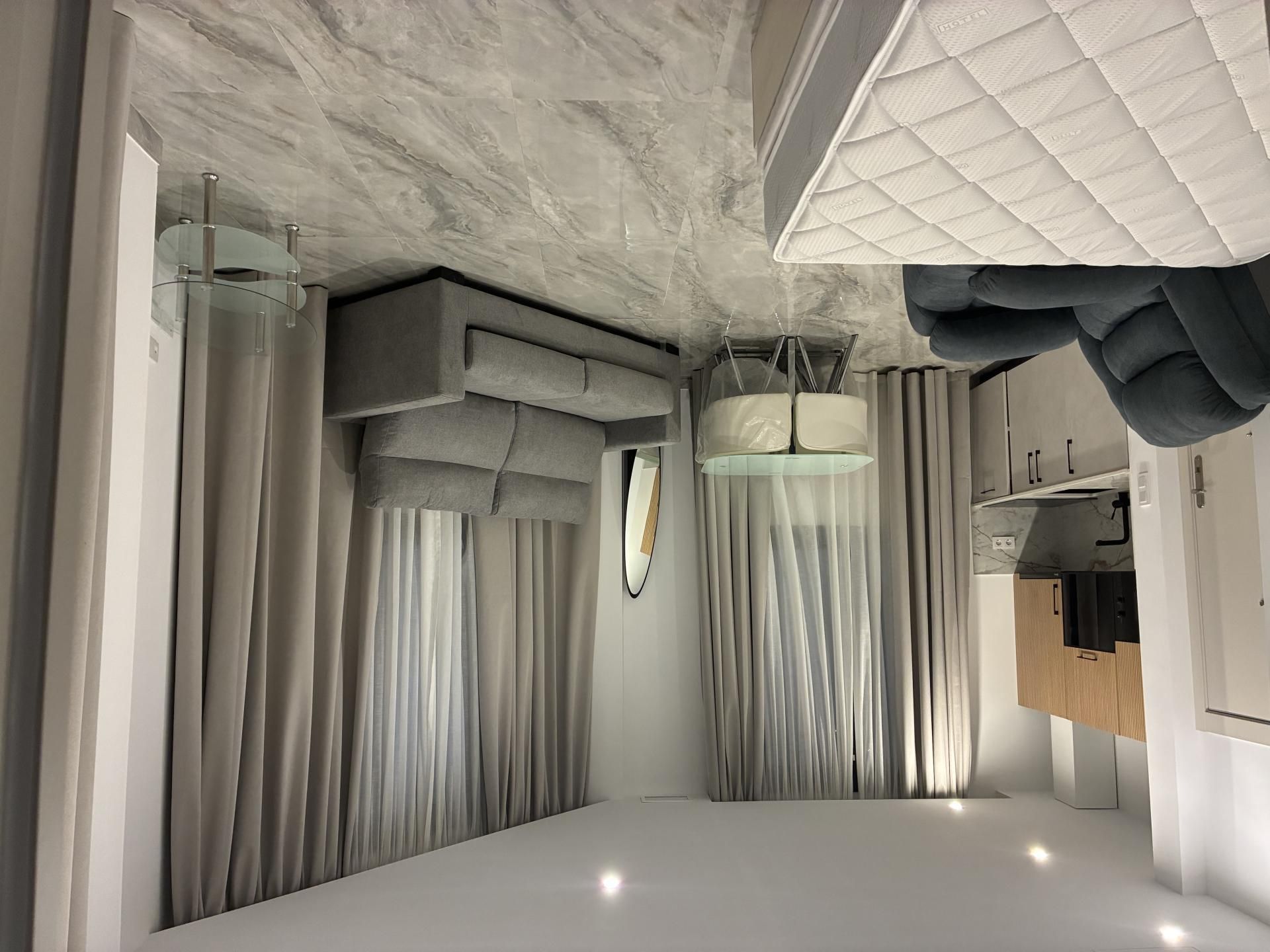 Pis en venda a Calle Nicolás Salmerón, 1, Parque Victoria Eugenia Dormitori de Pis en venda en Málaga Capital amb Aire condicionat i Terrassa