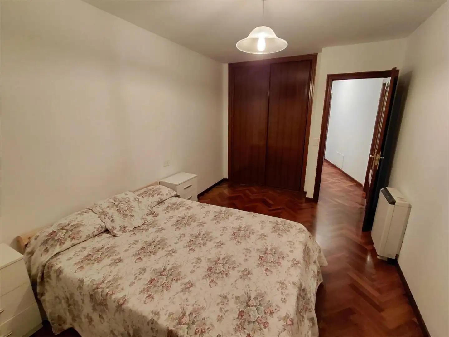 Piso en venta en Rúa Celso Emilio Ferreiro, 6, Mera - Serantes Habitación de Piso en venta en Oleiros con Calefacción, Parquet y Trastero