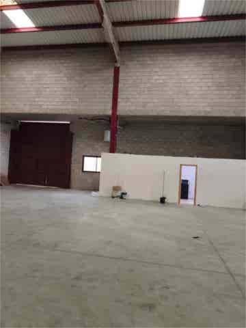 Nave industrial en Alquiler en Mollina