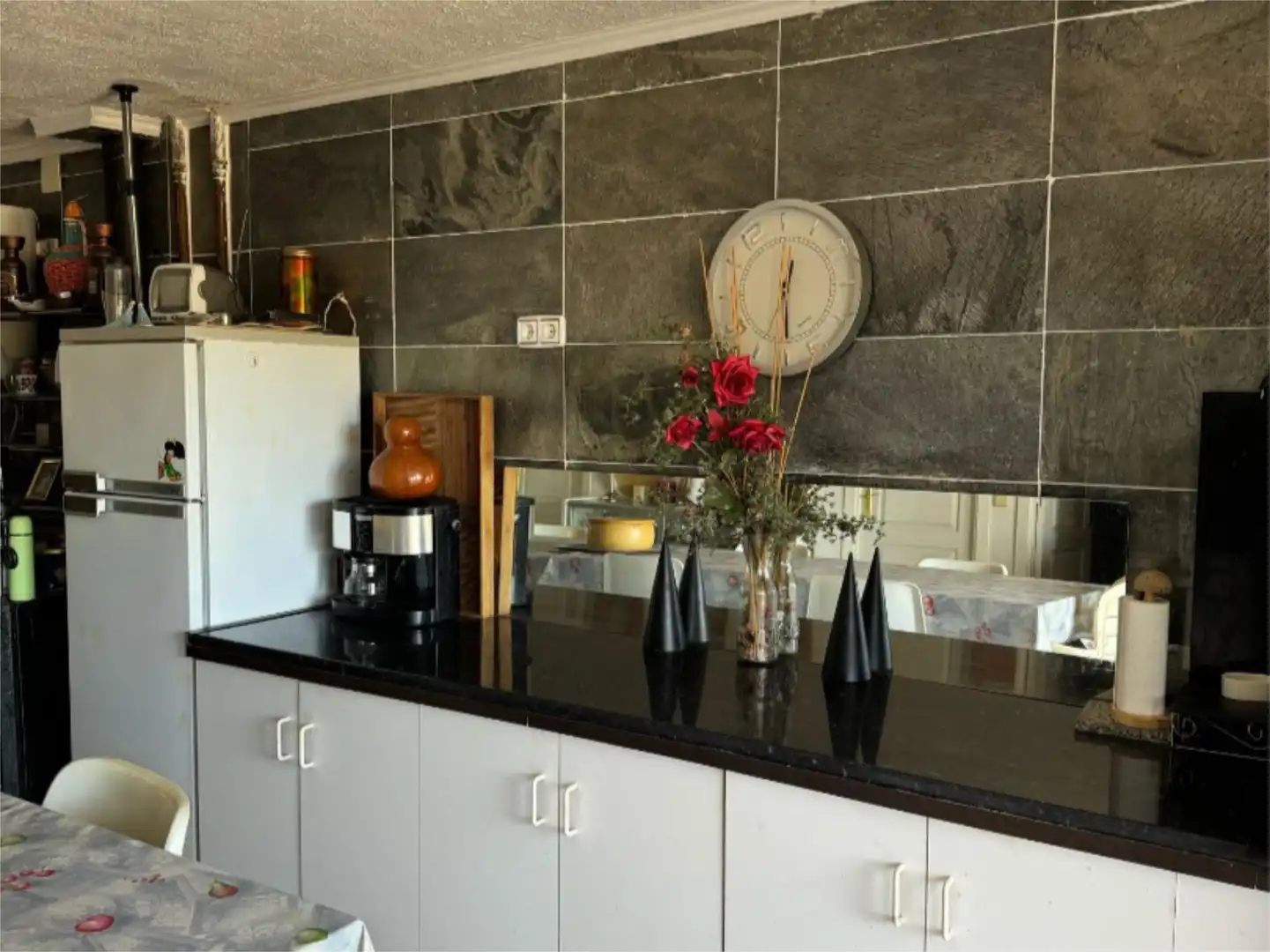 Casa o xalet en venda a Avenida del Bierzo, 29, Priaranza del Bierzo Cuina de Casa o xalet en venda en Priaranza del Bierzo amb Calefacció, Jardí privat i Terrassa