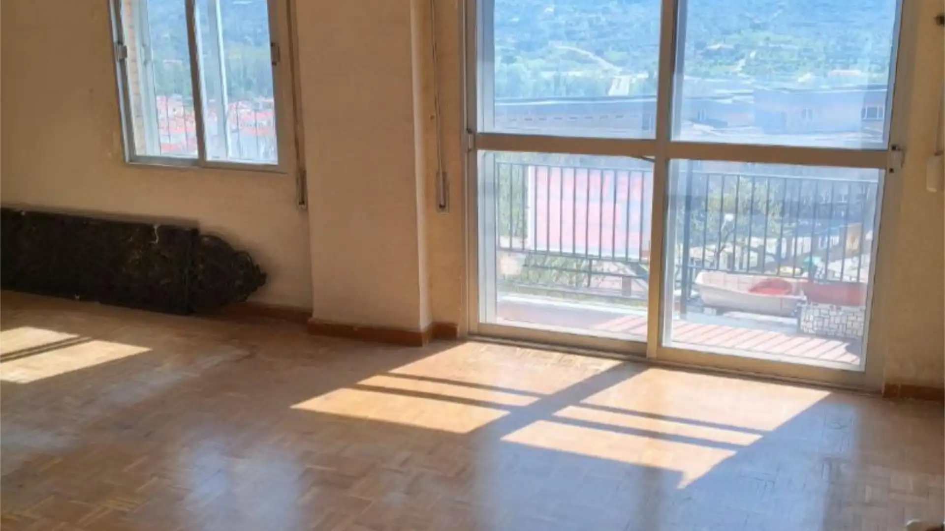 Flat for sale in Calle Santa Florentina, 2, Miralvalle - Av. Virgen del Puerto - La Data Bedroom of Flat for sale in Plasencia with Balcony