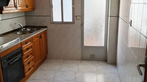 Photo 3 of Flat for sale in Calle Santa Florentina, 2, Miralvalle - Av. Virgen del Puerto - La Data, Plasencia