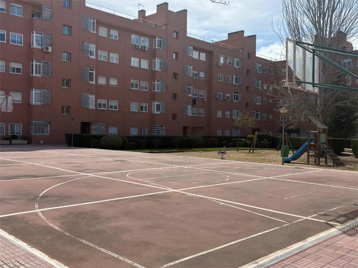Pis en venda a Calle G.Espartales Sur, 24, Espartales Aparcament de Pis en venda en Alcalá de Henares amb Calefacció, Jardí privat i Parquet
