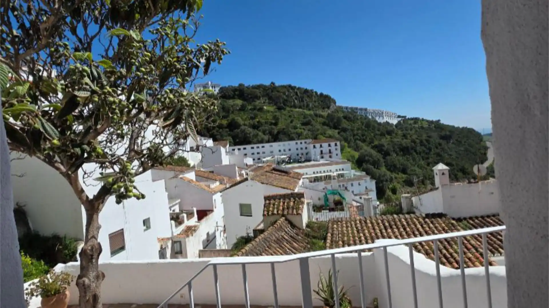 Vista exterior de Piso de alquiler en Casares con Aire acondicionado, Calefacción y Terraza