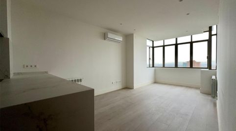 Piso de alquiler en Avenida de Pío XII, 92, Castilla, Madrid Capital - imagen 2 Foto 2 de Piso de alquiler en Avenida de Pío XII, 92, Castilla, Madrid Capital