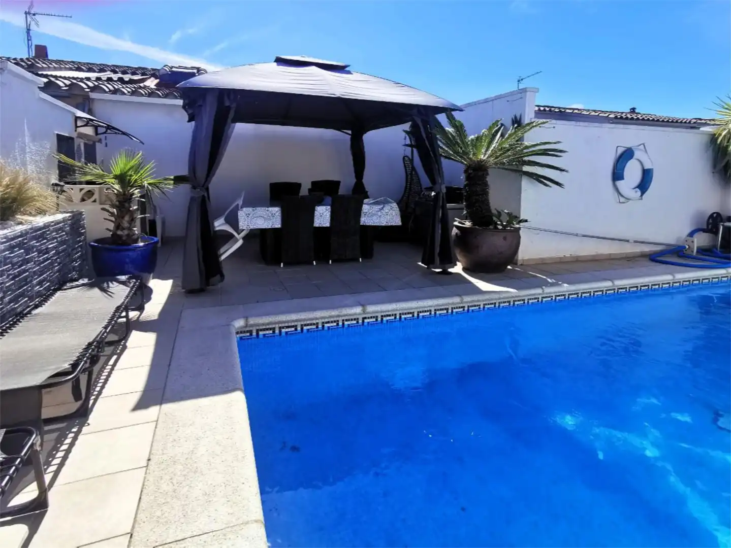 Casa o chalet en venta en Carrer Puigmal, 487a, Puigmal - Mas Nou Piscina de Casa o chalet en venta en Empuriabrava con Aire acondicionado, Terraza y Piscina