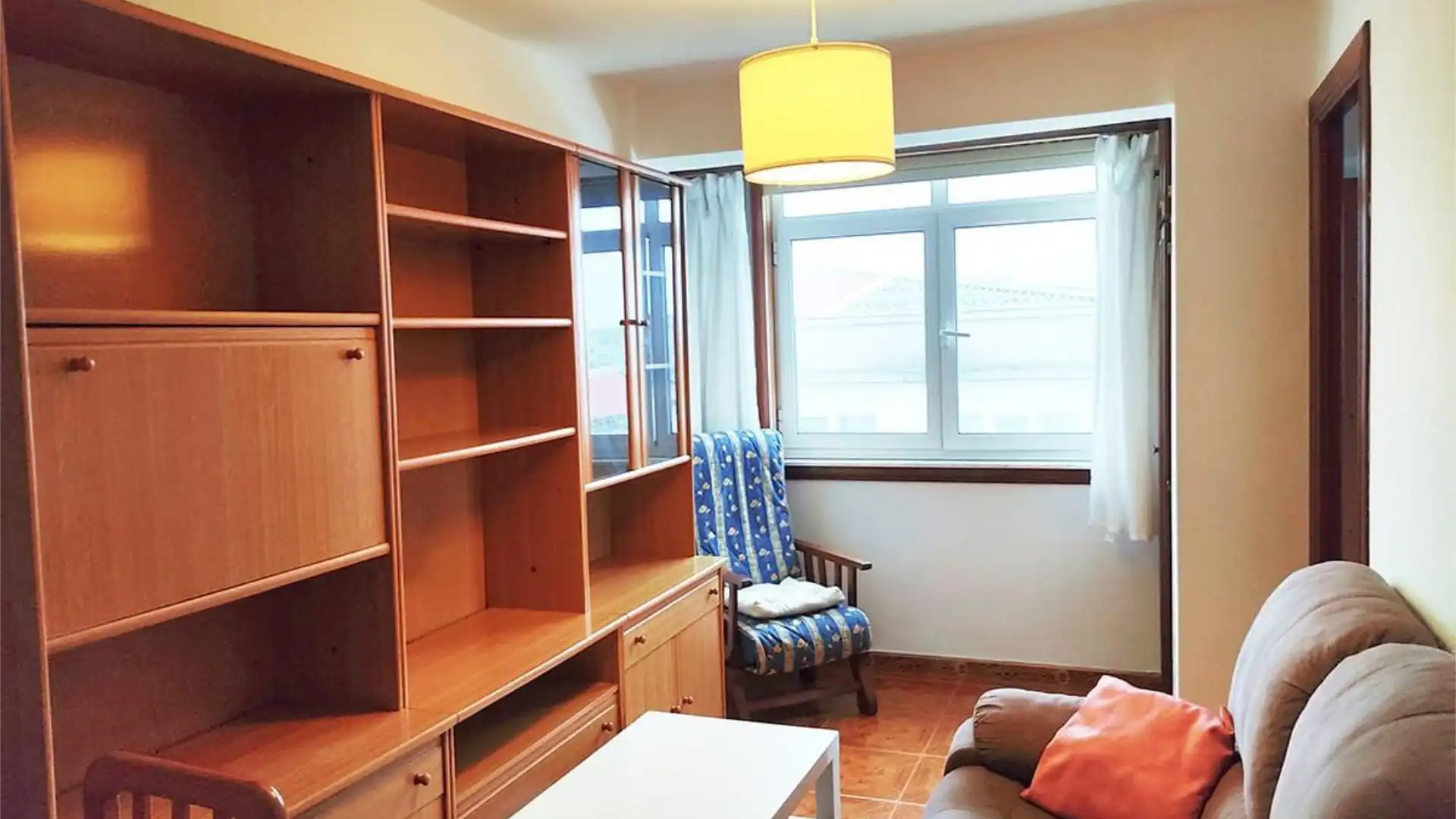 Pis de lloguer a Monte Alto - Zalaeta - Atocha Sala d'estar de Pis de lloguer en A Coruña Capital amb Moblat