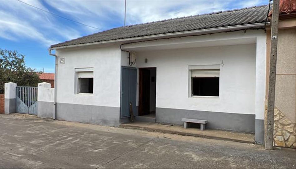 Houses for sale in Santovenia, Zamora - image 1 Photo 1 of Houses for sale in Santovenia, Zamora