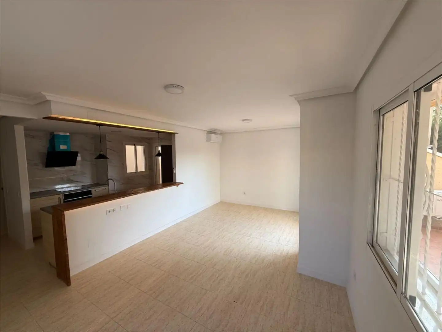 Piso en venta en Calle Río Esla, 1, Mil Palmeras