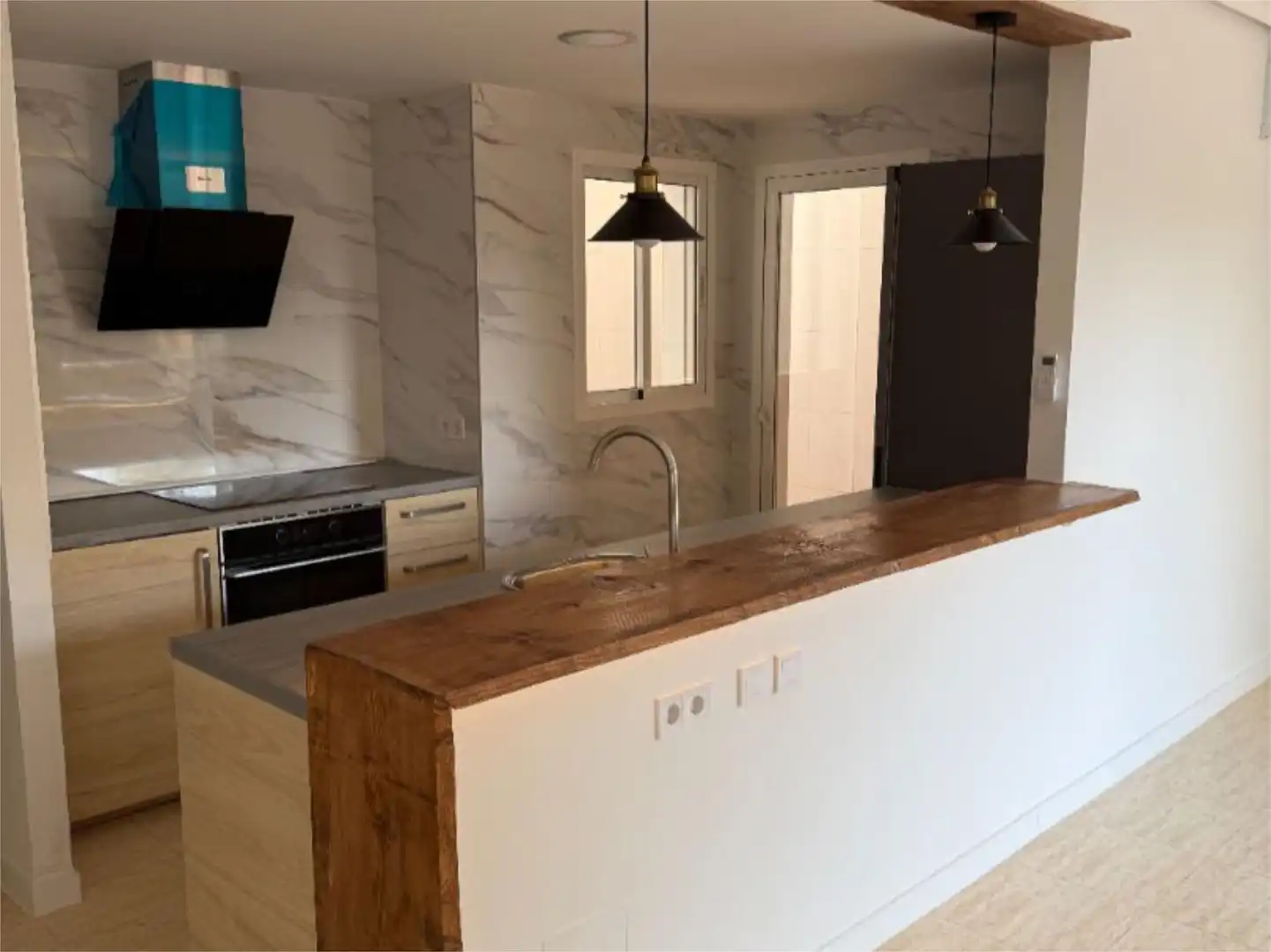Piso en venta en Calle Río Esla, 1, Mil Palmeras
