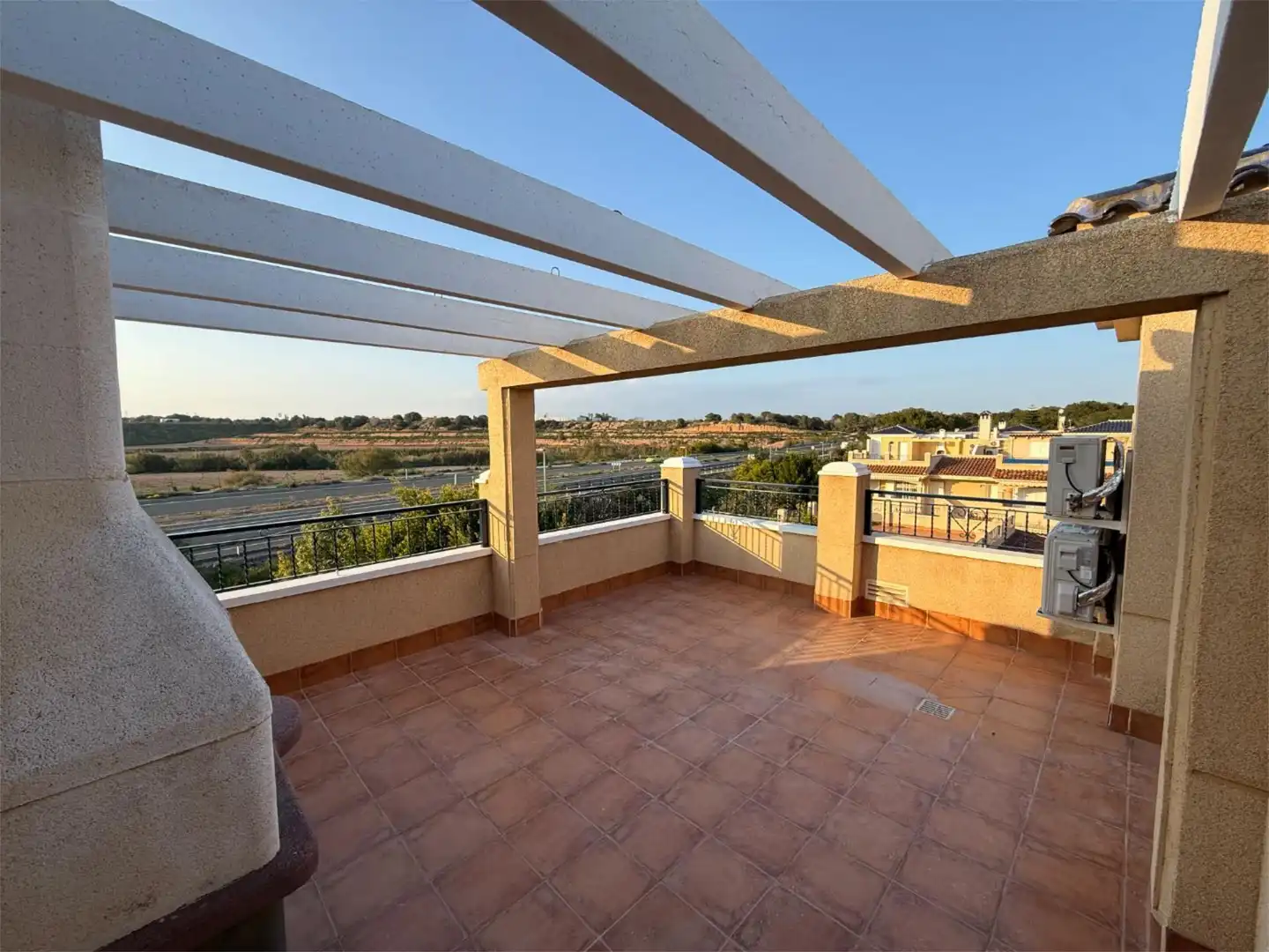 Piso en venta en Calle Río Esla, 1, Mil Palmeras