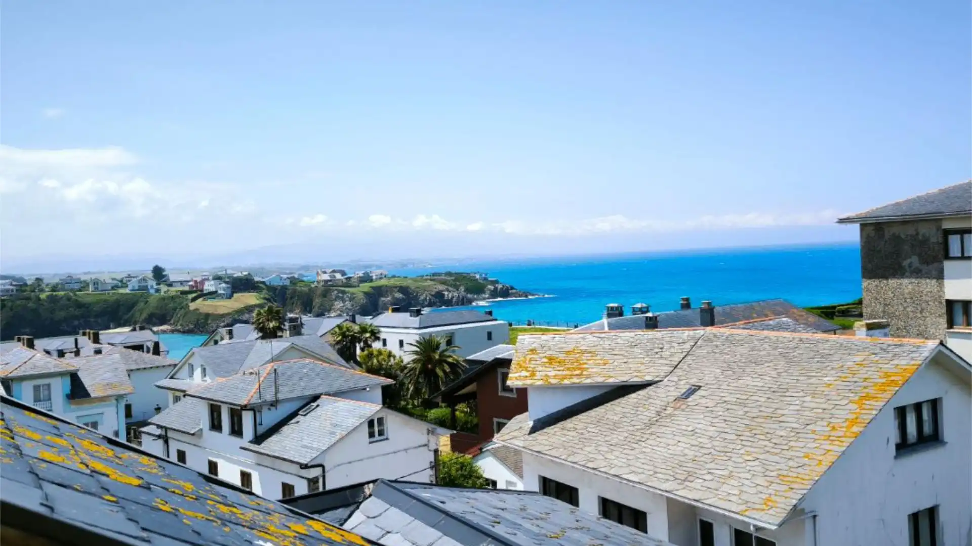 Vista exterior de Pis en venda en Tapia de Casariego amb Calefacció, Parquet i Traster