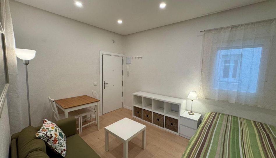 Piso de alquiler en Calle de Isaac Peral, 10, Gaztambide, Madrid Capital - imagen 1 Foto 1 de Piso de alquiler en Calle de Isaac Peral, 10, Gaztambide, Madrid Capital