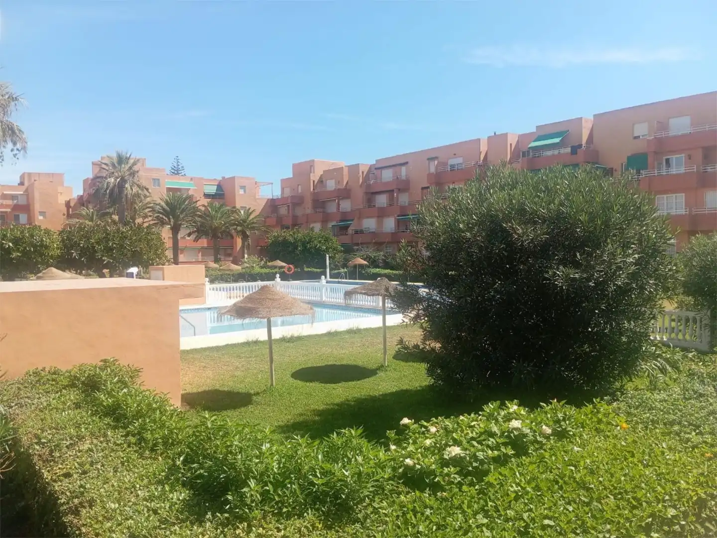 Garten von Wohnungen zur Miete in Salobreña mit Terrasse, Schwimmbad und Möbliert