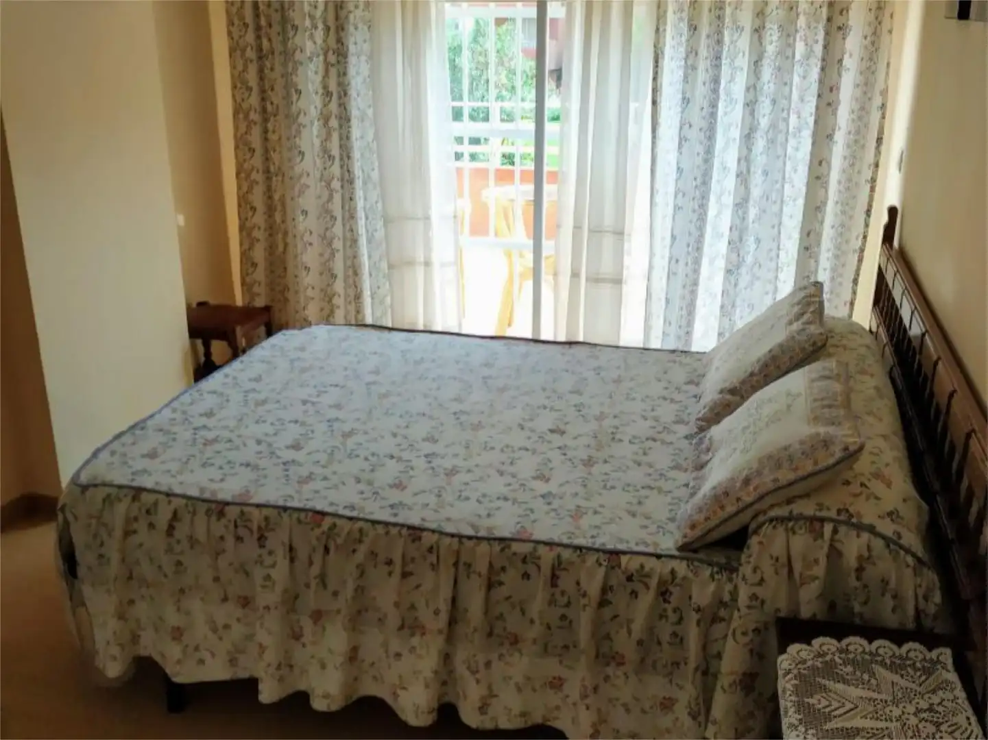 Schlafzimmer von Wohnungen zur Miete in Salobreña mit Terrasse, Schwimmbad und Möbliert