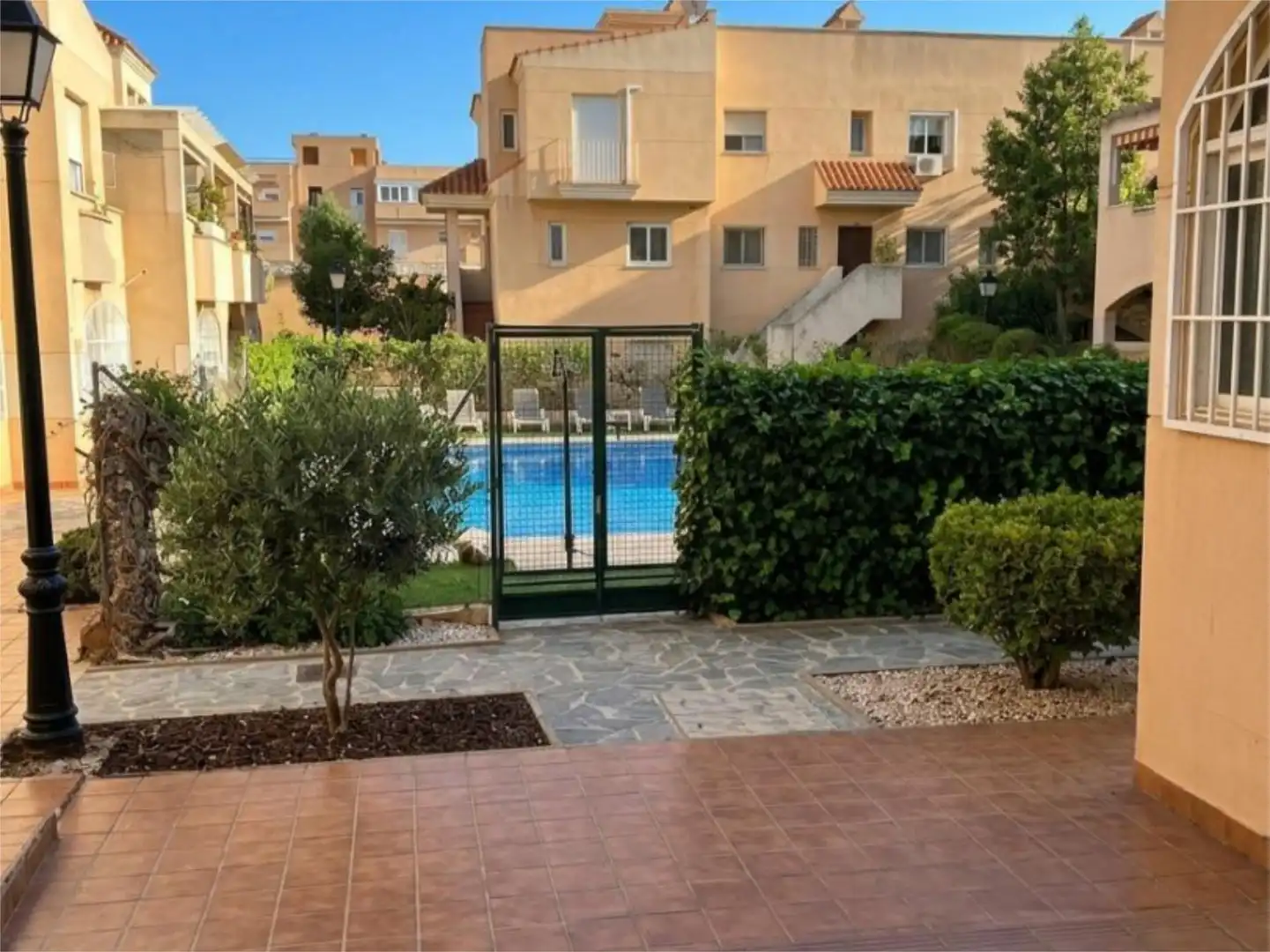 Dachboden zum Verkauf in Carretera de Los Motores, 110, Aguadulce Garten von Dachboden zum Verkauf in Roquetas de Mar mit Klimaanlage, Terrasse und Schwimmbad