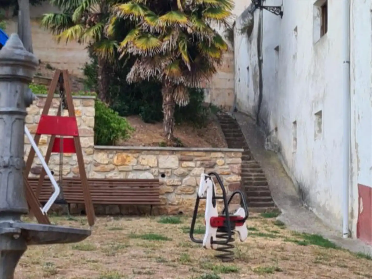 Jardí de Casa adosada en venda en Piedramillera