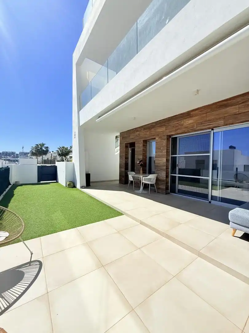 Planta baja en venta en Carrer D'equador, 22, Balcón de Finestrat - Terra Marina Terraza de Planta baja en venta en Finestrat con Aire acondicionado, Terraza y Piscina
