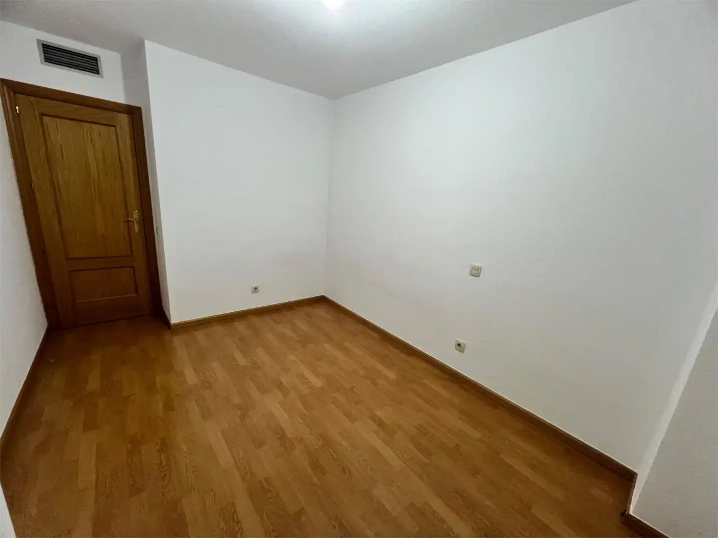 Piso en venta en Calle del Alcalde Redondo Aceña, 2, Sanchinarro Habitación de Piso en venta en Madrid con Aire acondicionado, Calefacción y Terraza