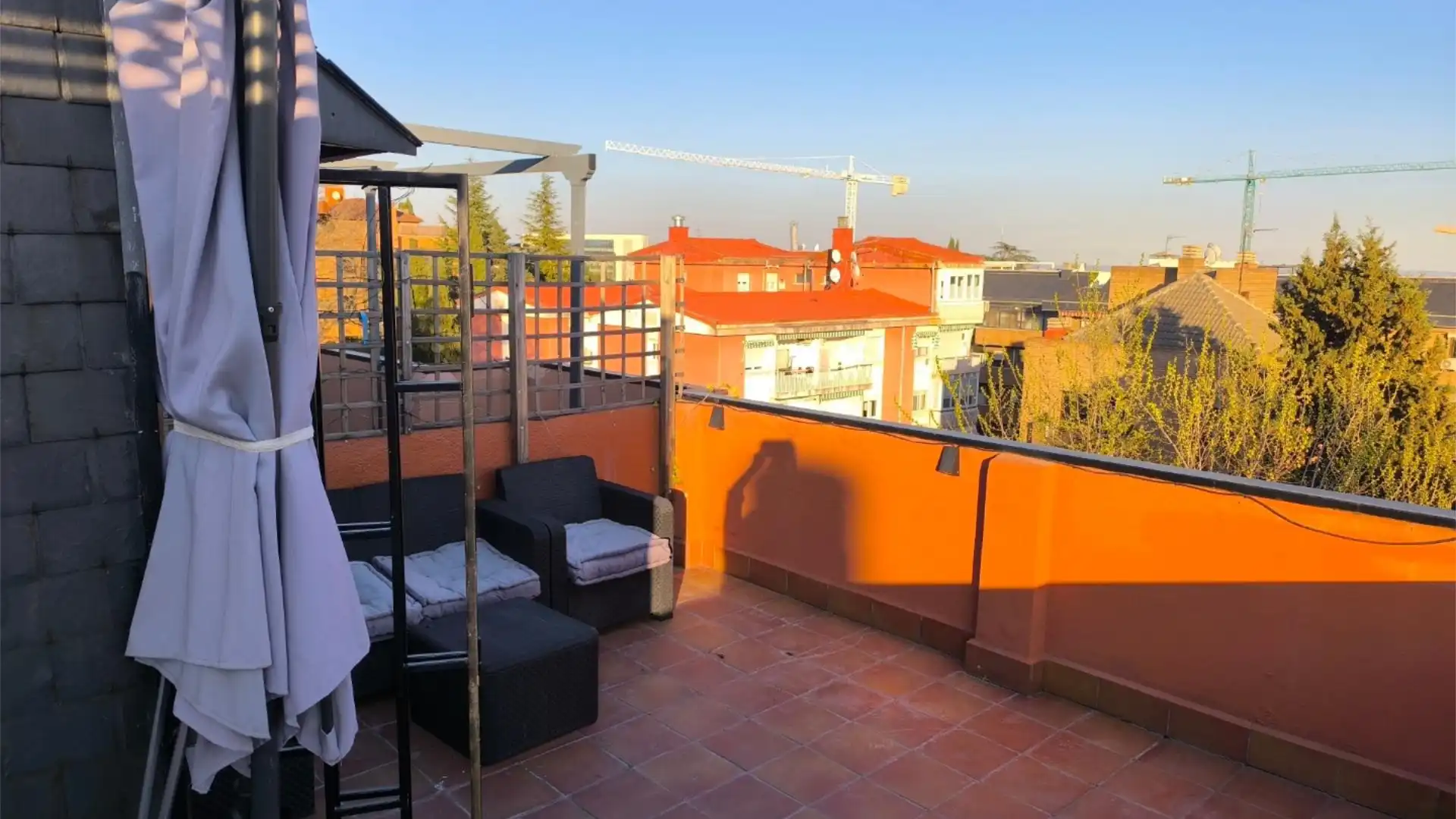 Ático de alquiler en Calle de Pilar Cavero, 5c, San Pascual