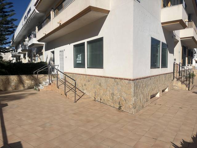 Local comercial en Alquiler en Avenida Garrucha, 94 en Carboneras