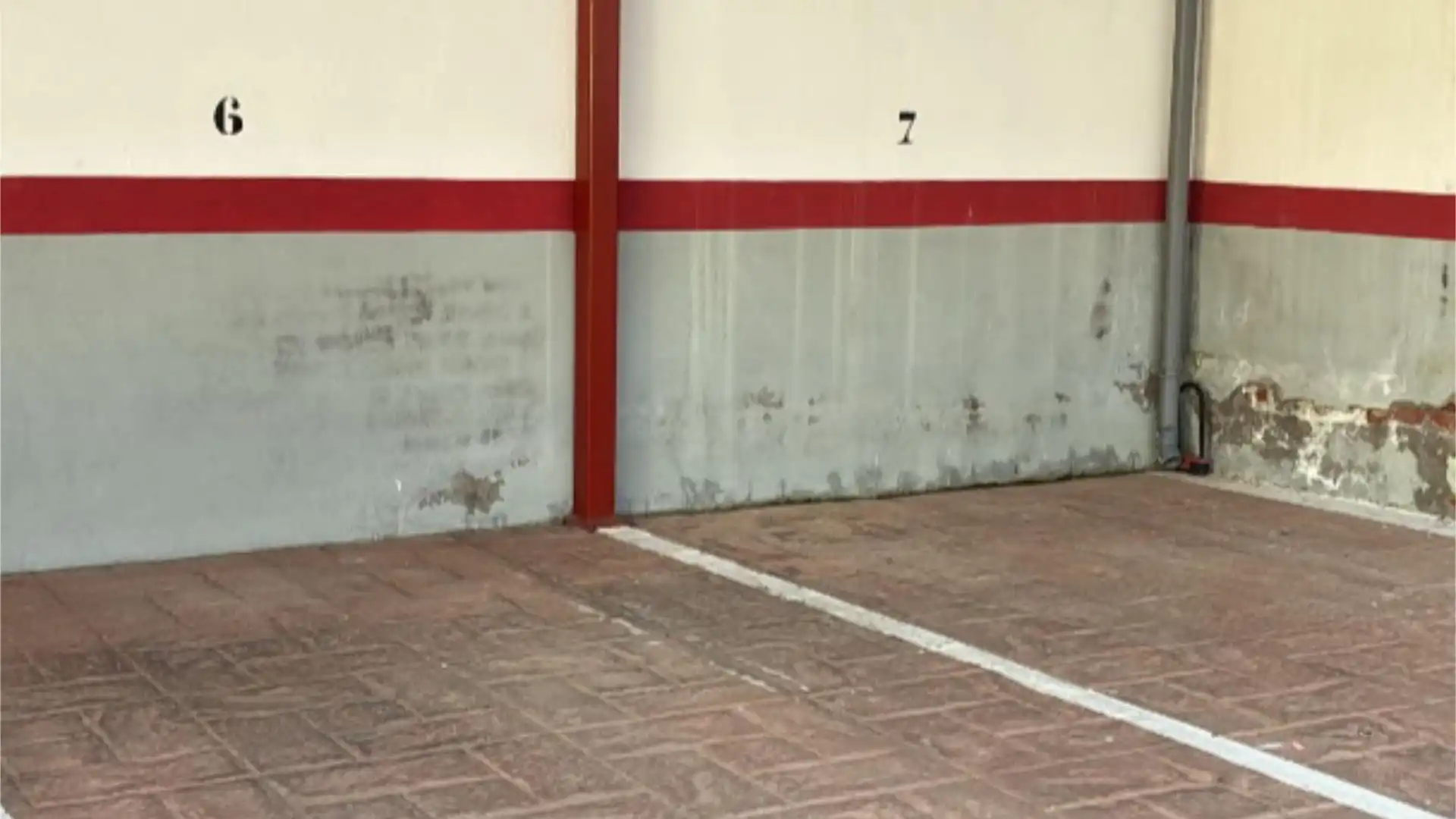 Parkplatz von Dachboden zur Miete in  Madrid Capital mit Klimaanlage, Heizung und Parkett