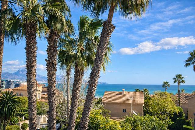 Casa adosada en Venta en Calle del Albatros, 4 en Cabo de las Huertas