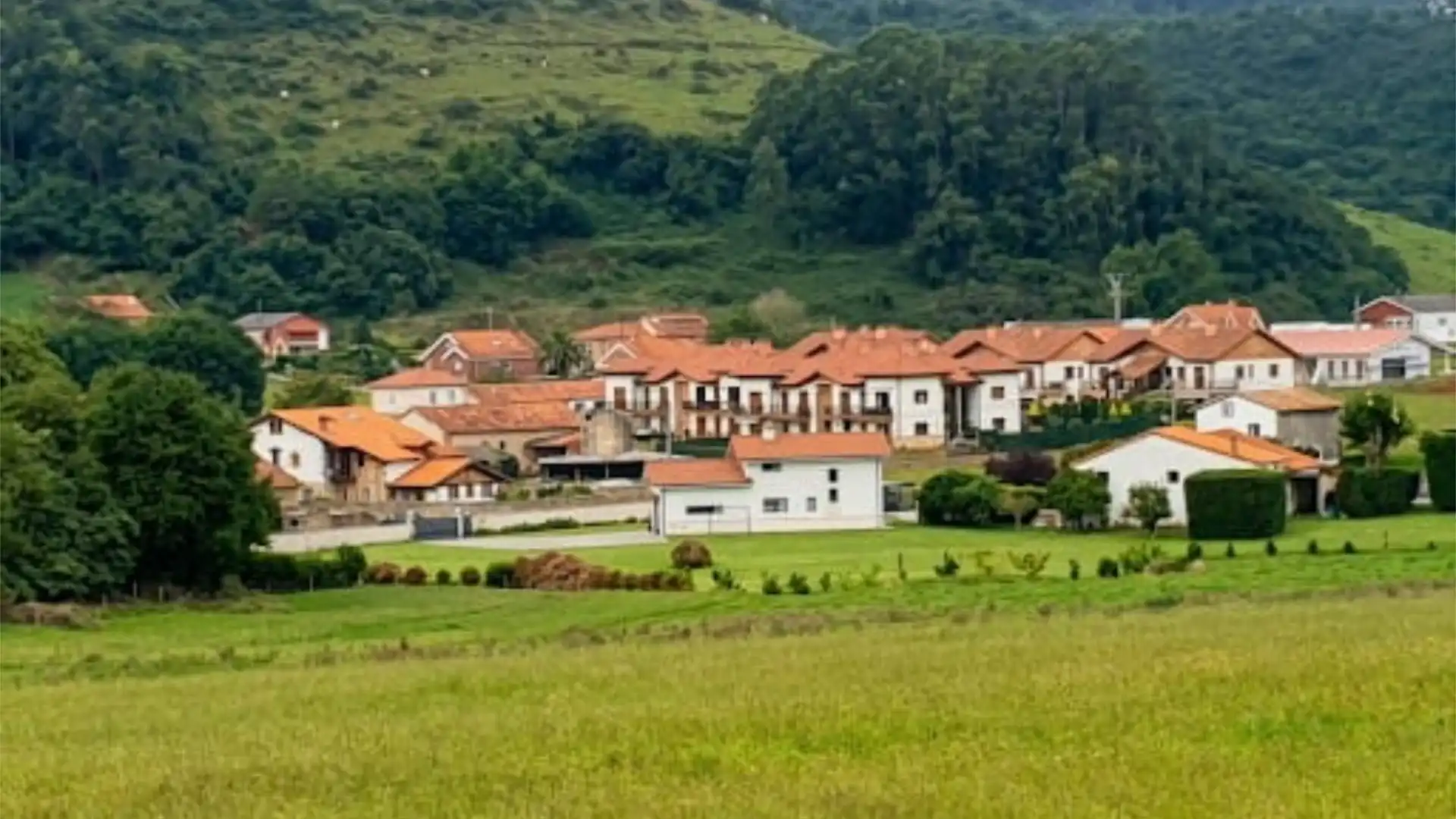 Vista exterior de Piso en venta en Alfoz de Lloredo con Calefacción, Terraza y Trastero