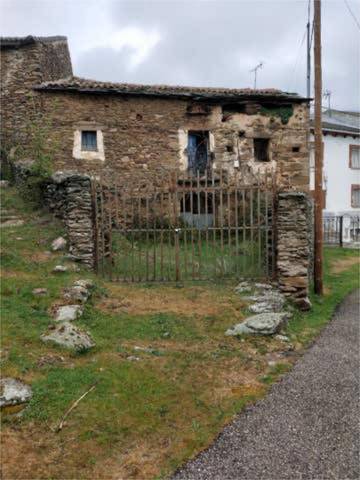 Casa-chalet en Venta en Gascueña de Bornova