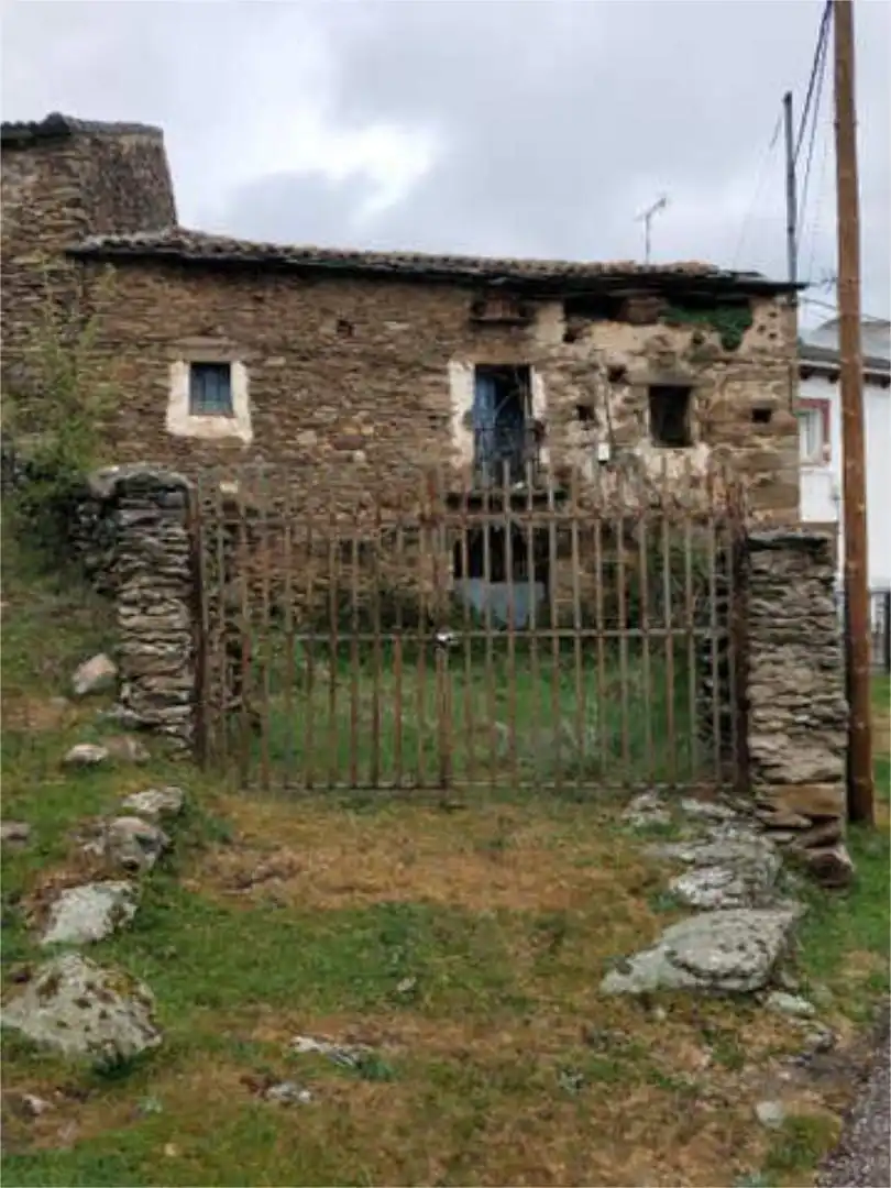 Vista exterior de Casa o chalet en venta en Gascueña de Bornova