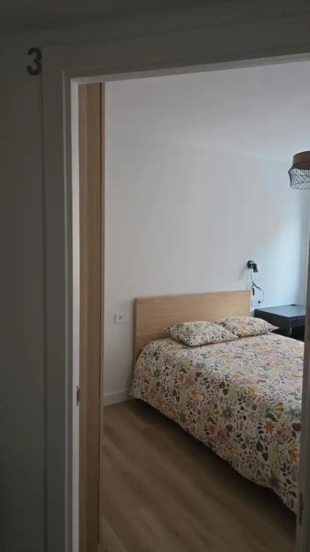 Habitación de Piso de alquiler en Miranda de Ebro con Calefacción, Parquet y Amueblado