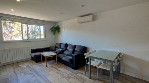 Foto 2 de Piso en venta en Avinguda de Burgos, 8-28, Badia del Vallès, Barcelona