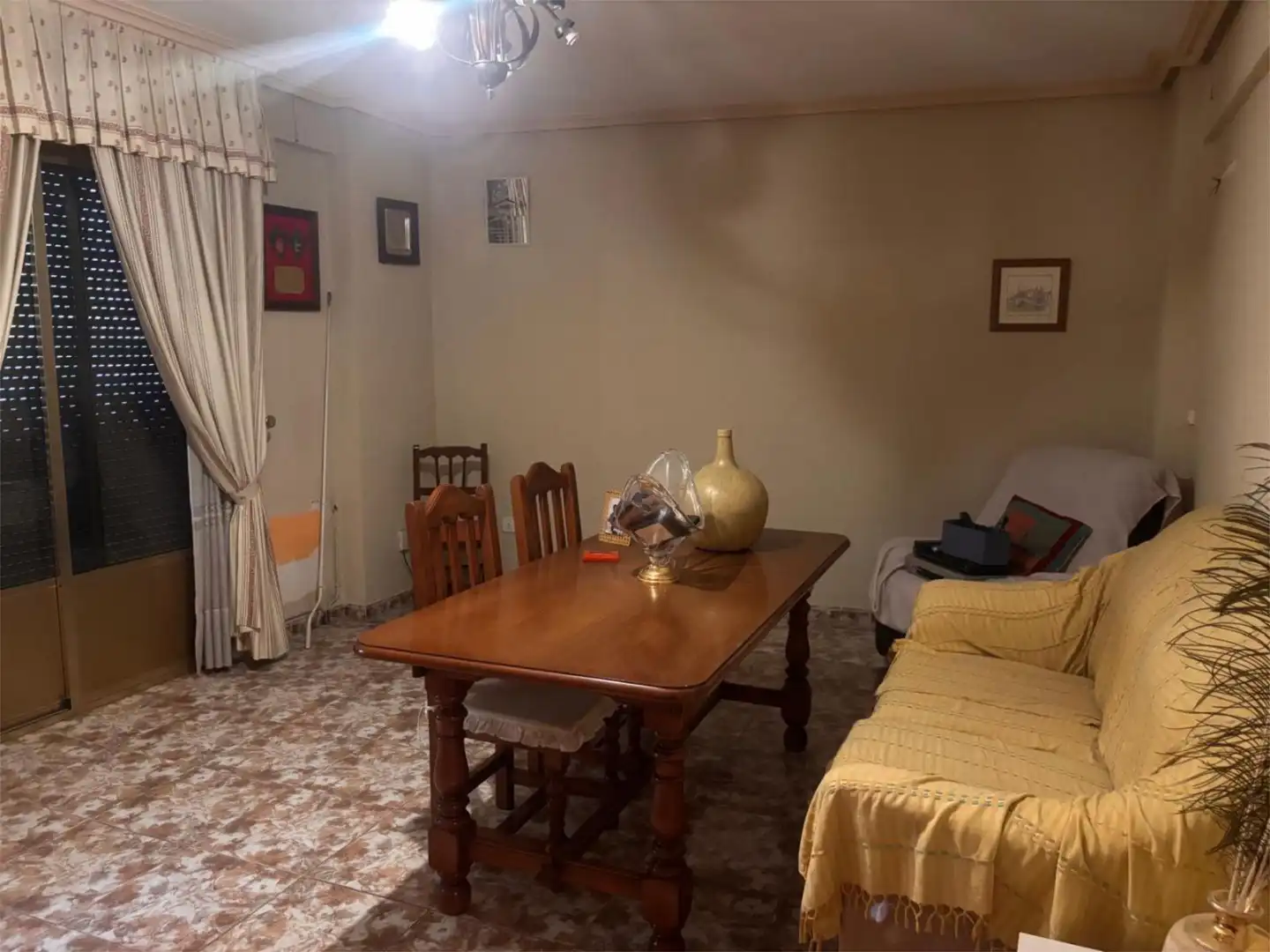 Piso en venta en Calle Doctor Blanco Rodríguez, 19, Villanueva del Arzobispo Comedor de Piso en venta en Villanueva del Arzobispo con Terraza, Trastero y Amueblado